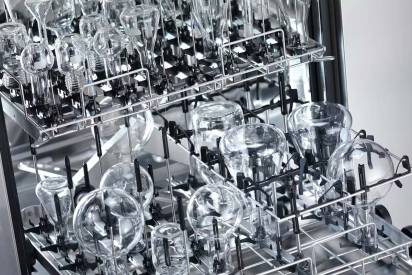 How Can a Laboratory Glassware Washer Boost Quality Control in a Lab?